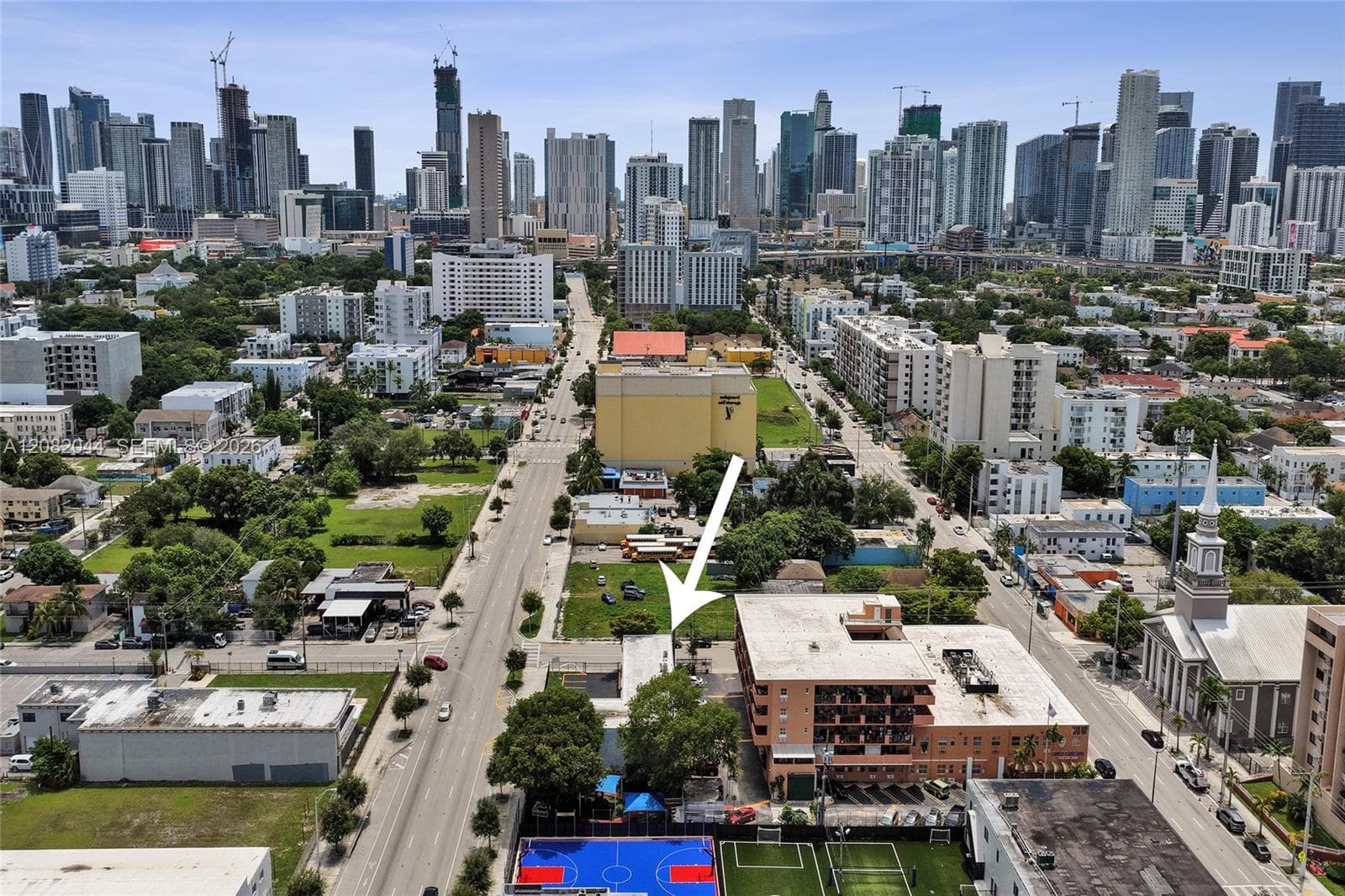 900 Flagler St, Miami FL 33130