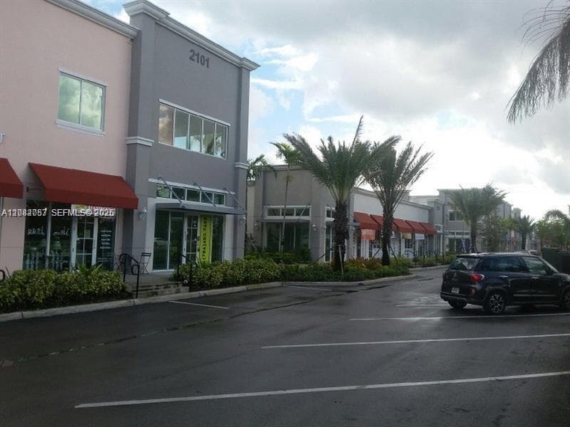 2201 SW 101st Ave # 209, Miramar FL 33025