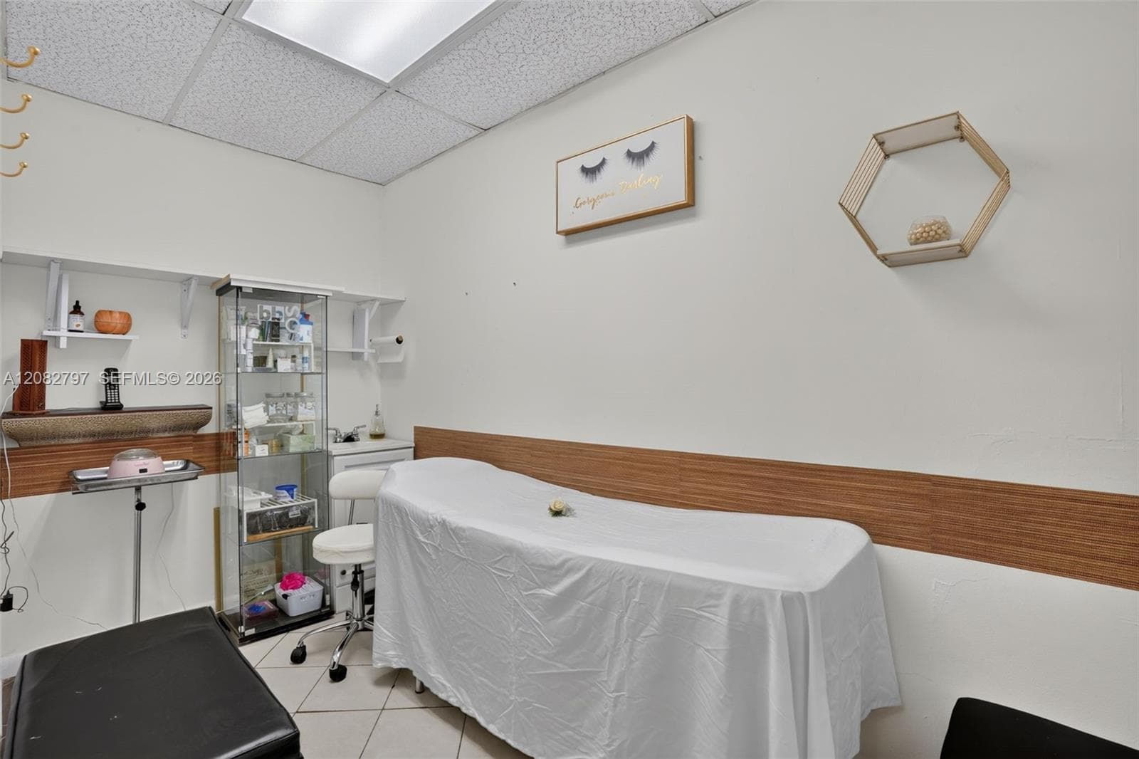 BEAUTY SALON FOR SALE ON CORAL WAY, Miami FL 33165