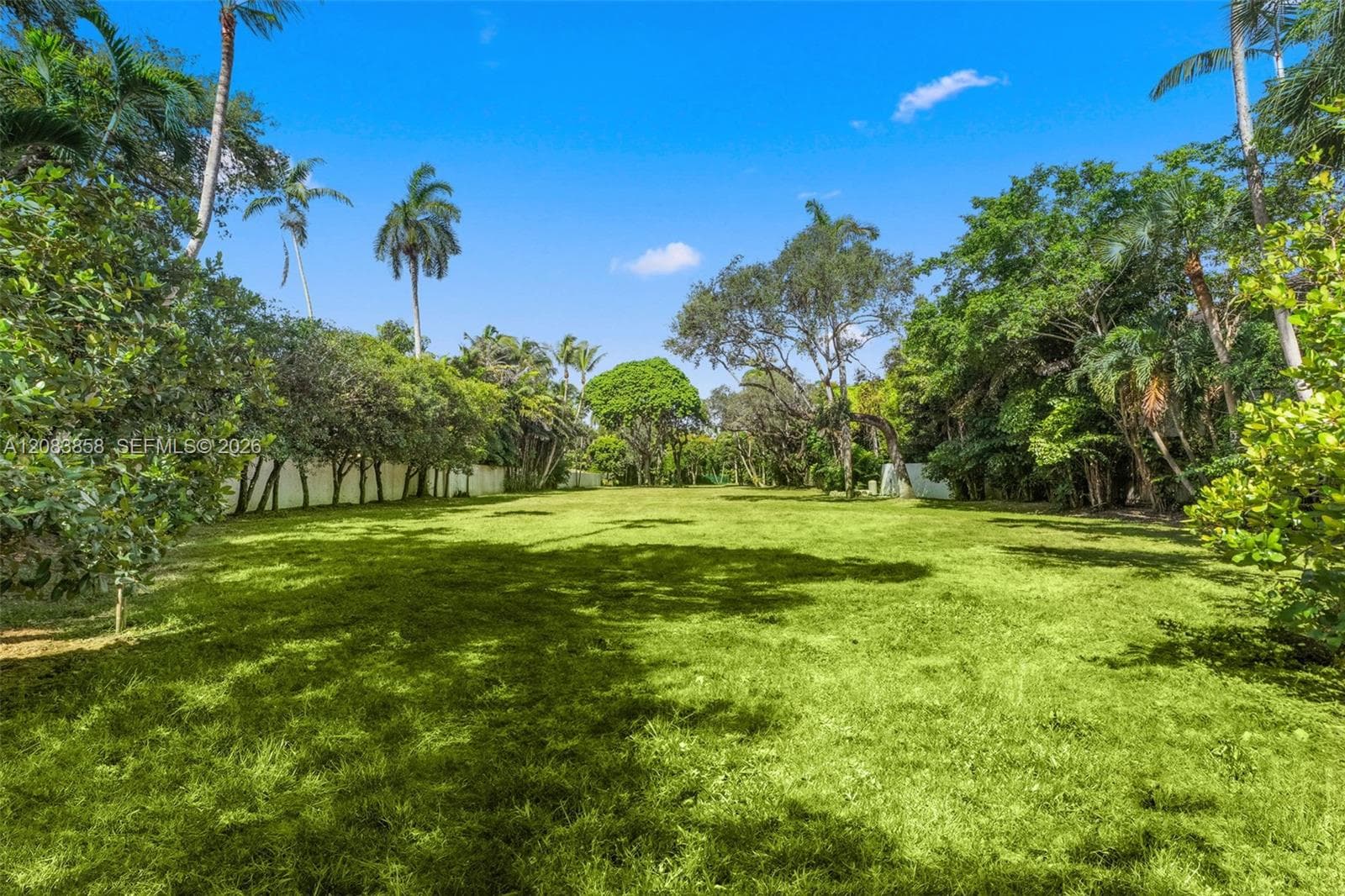3940 Douglas Rd, Miami FL 33133