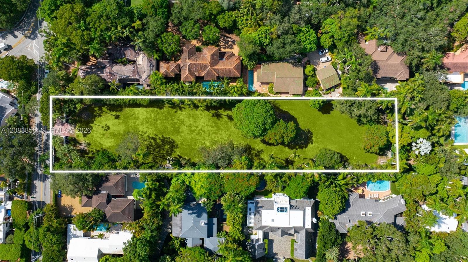 3940 Douglas Rd, Miami FL 33133