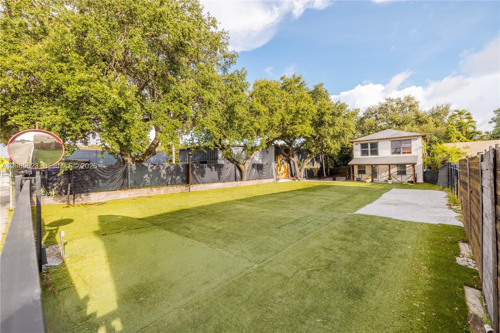 279 NW 54th St, Miami FL 33127