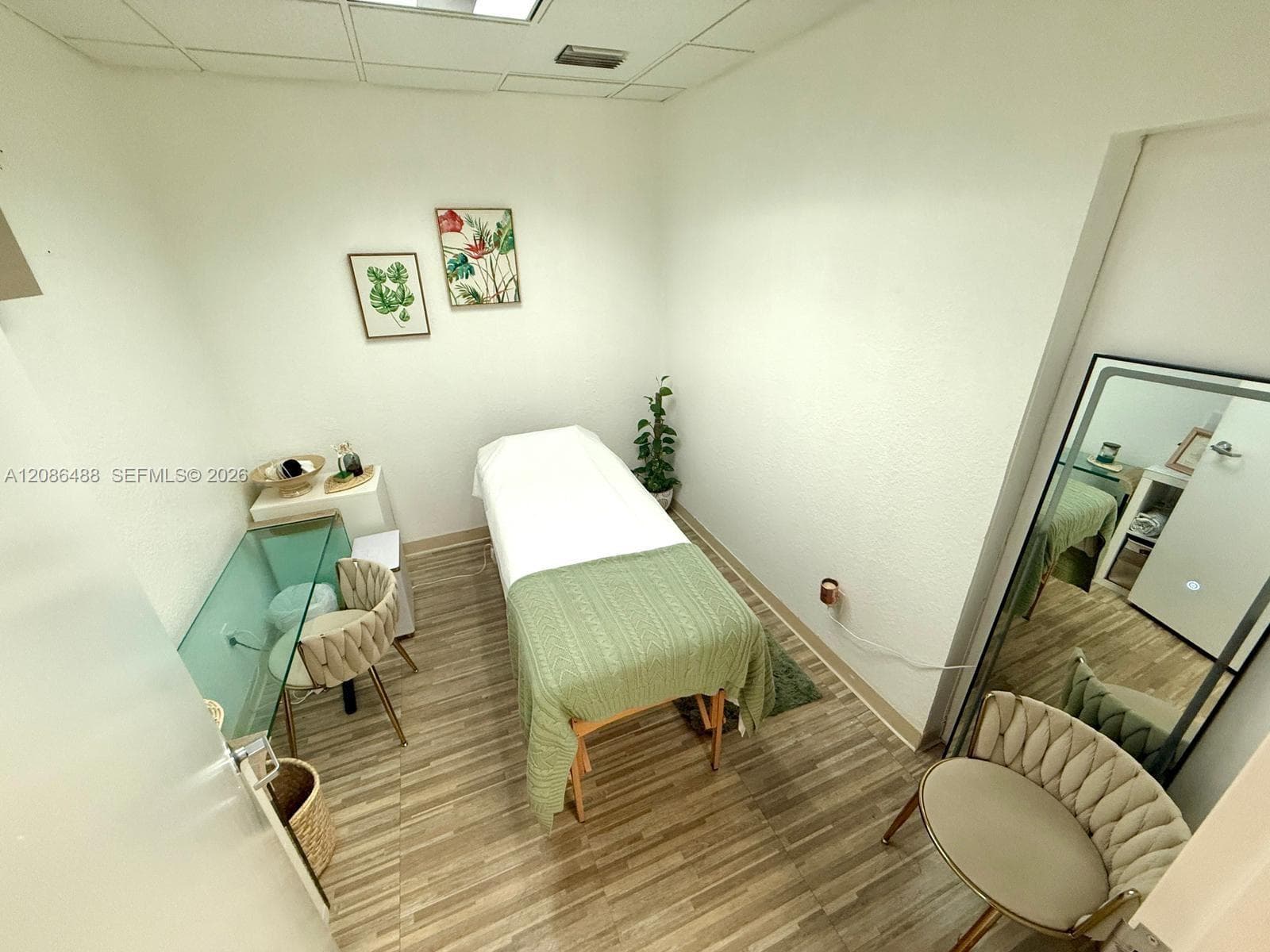 Salon Suite for Sale, Deerfield Beach FL 33441