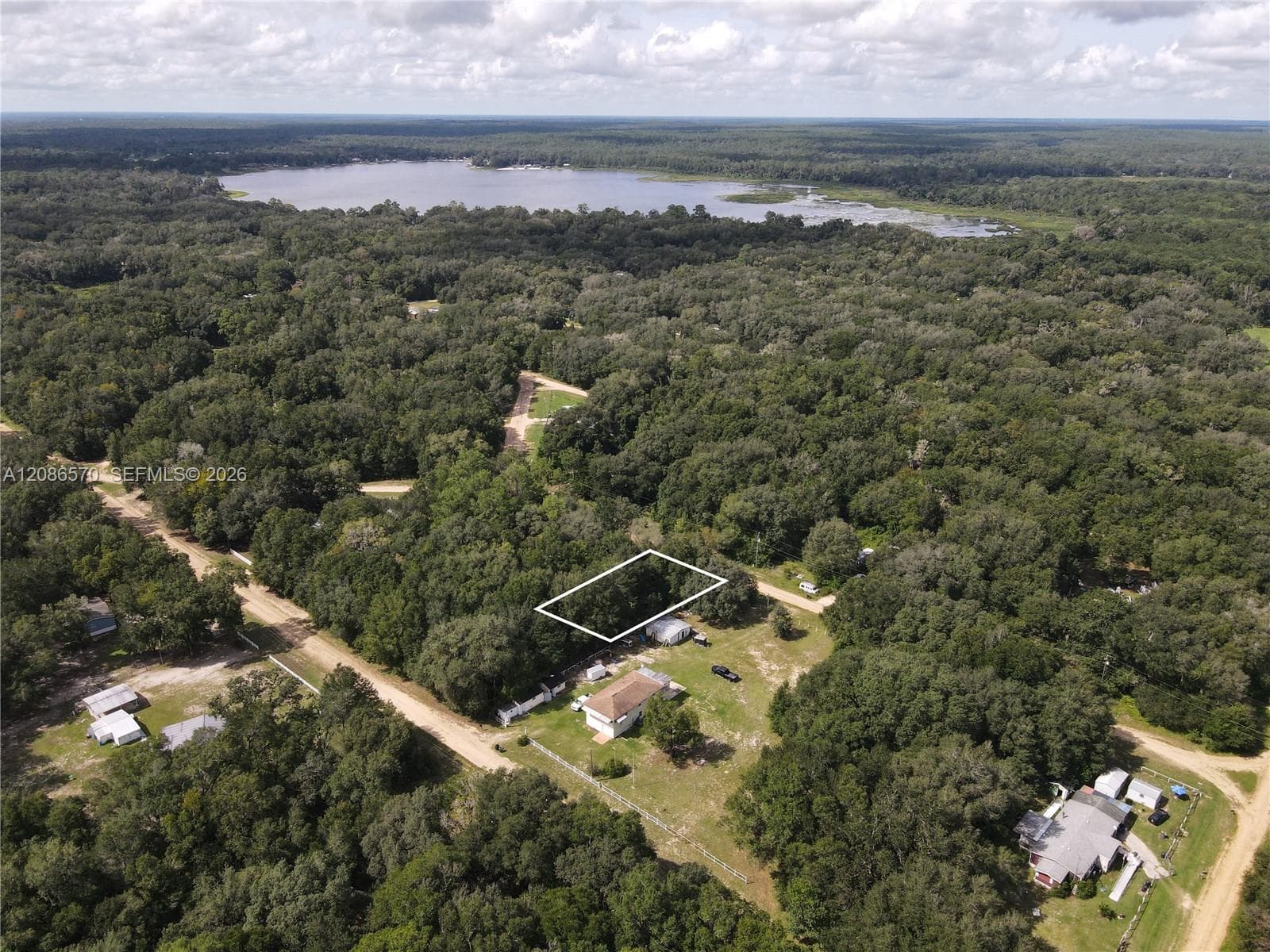 106 Gunner Ave, Other City - In The State Of Florida FL 32148
