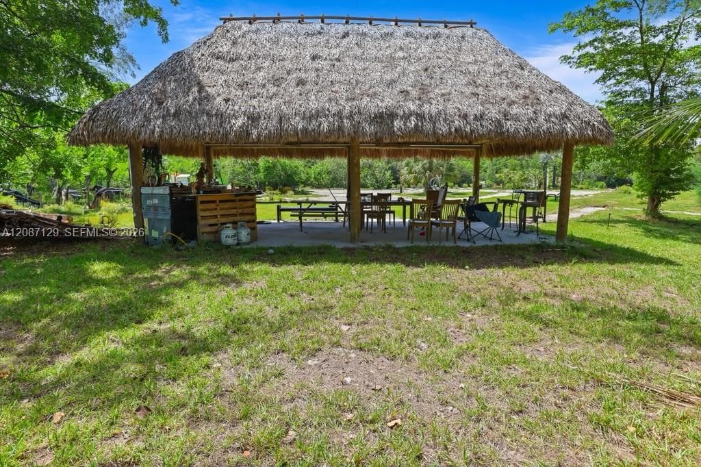 4400 SW 42nd Ter, Dania Beach FL 33314