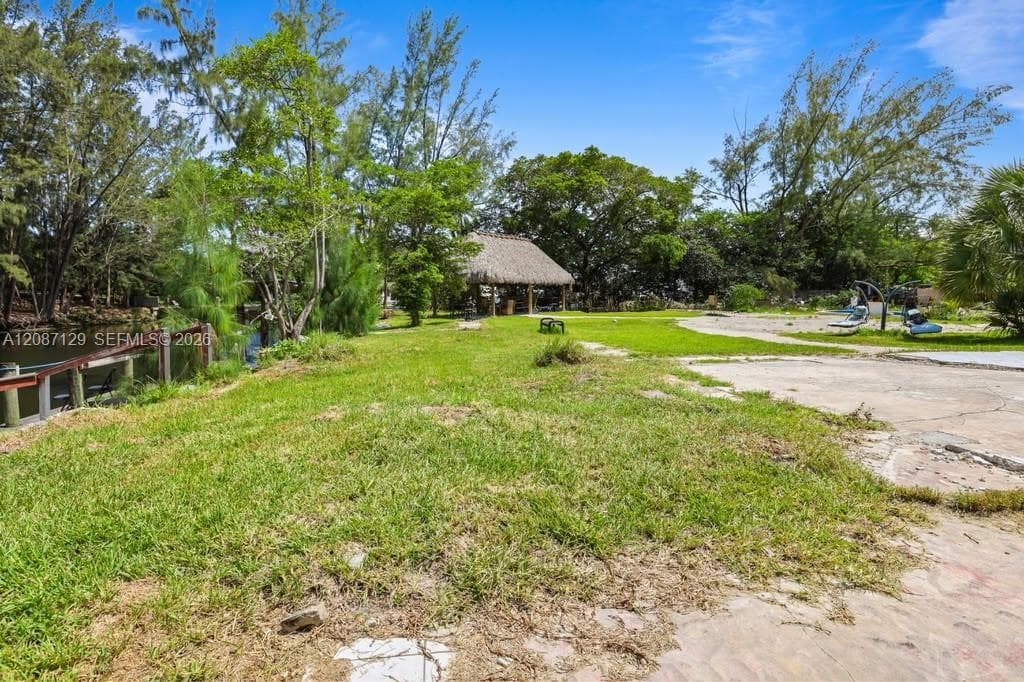 4400 SW 42nd Ter, Dania Beach FL 33314