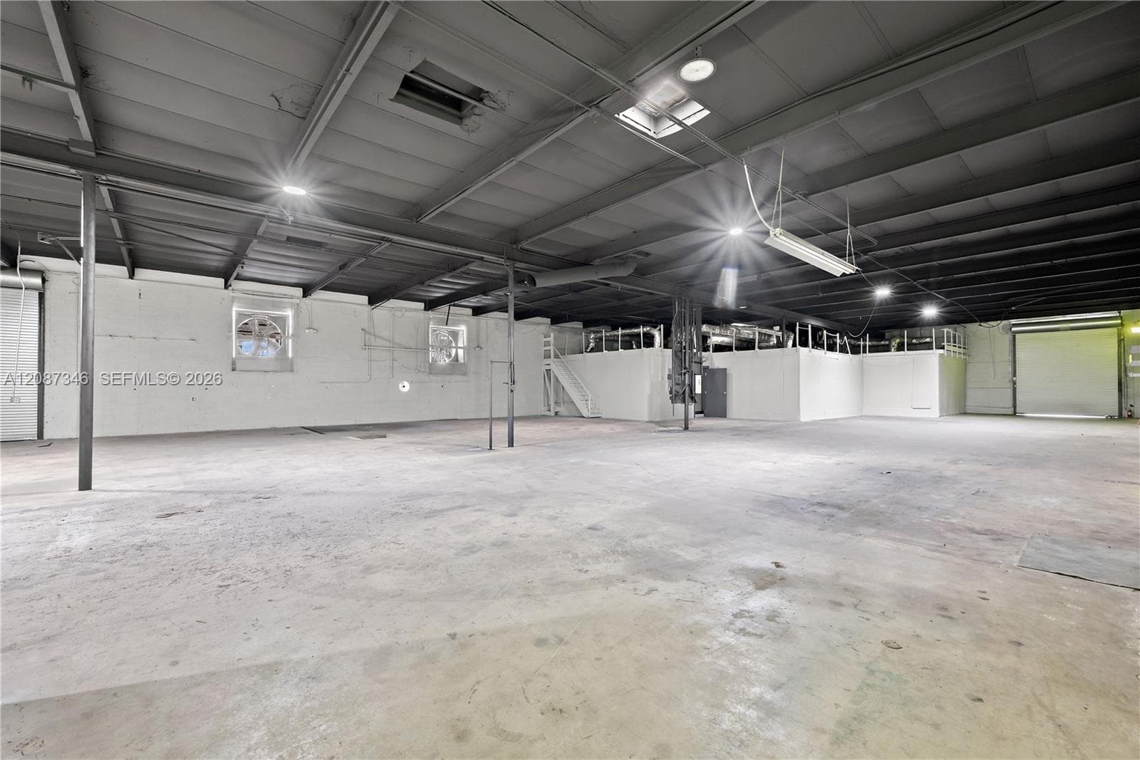 1050 E 24th St, Hialeah FL 33013