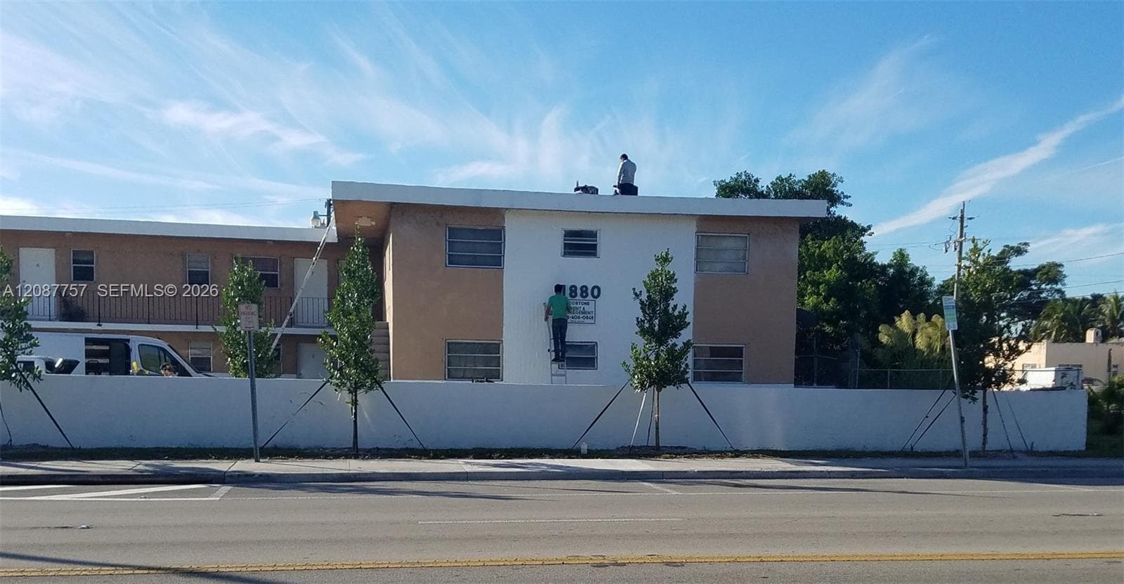 1880 NW 36th St, Miami FL 33142