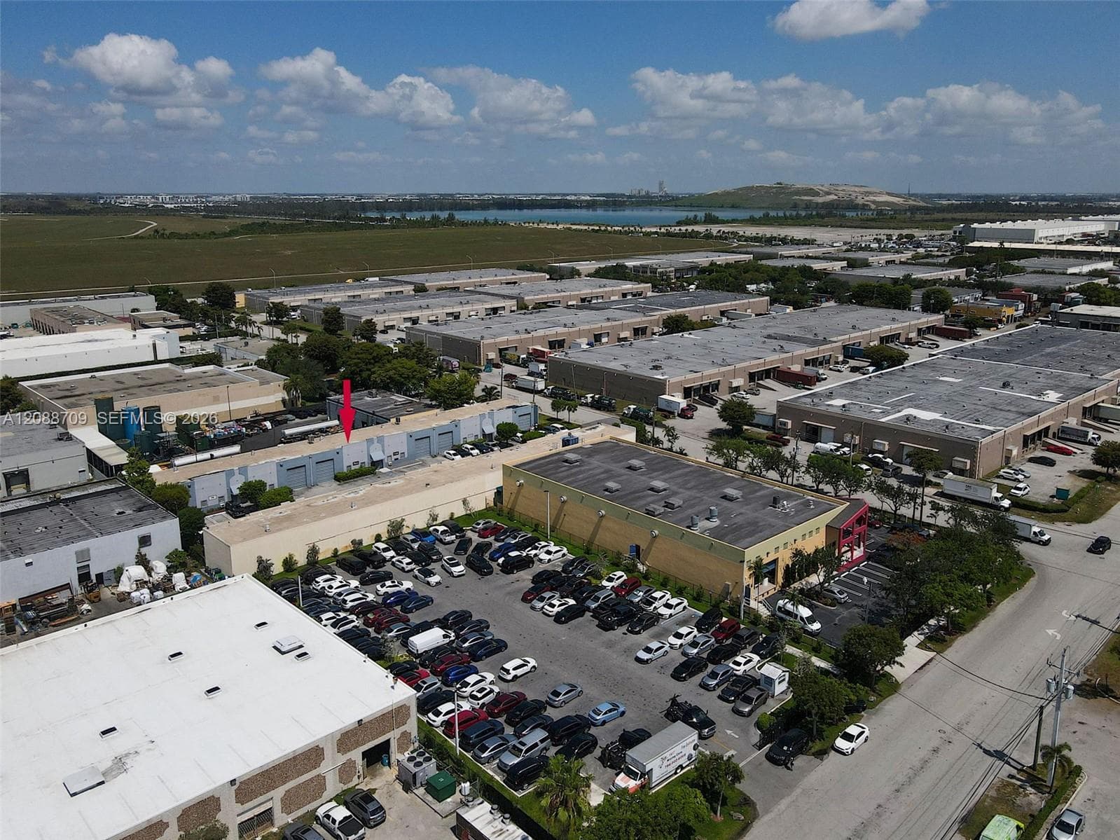8450 NW 68 ST, Doral FL 33166