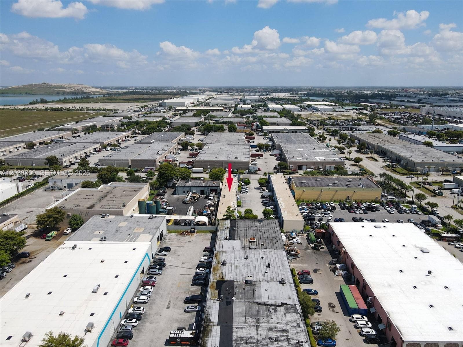 8450 NW 68 ST, Doral FL 33166