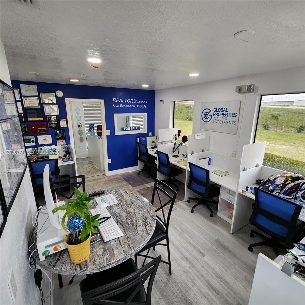 909 SW 10th St (HWY 200), Other City - In The State Of Florida FL 34471