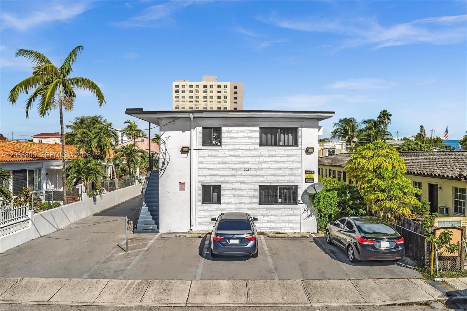 1027 SW 3rd St, Miami FL 33130