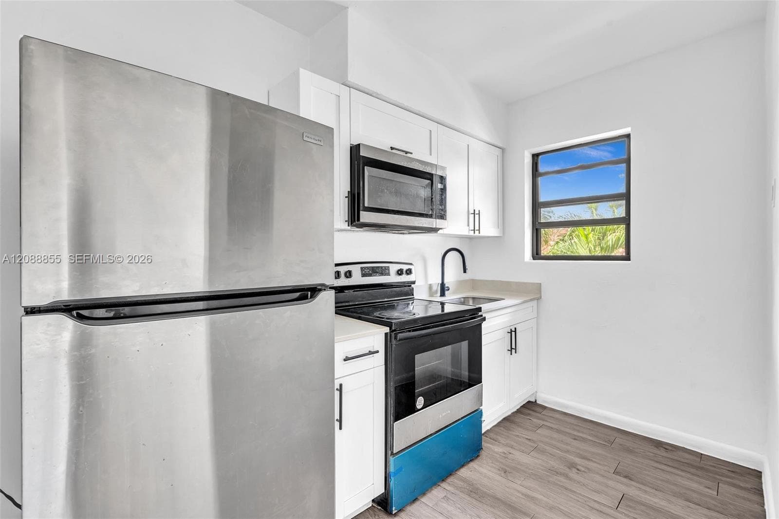 1027 SW 3rd St, Miami FL 33130