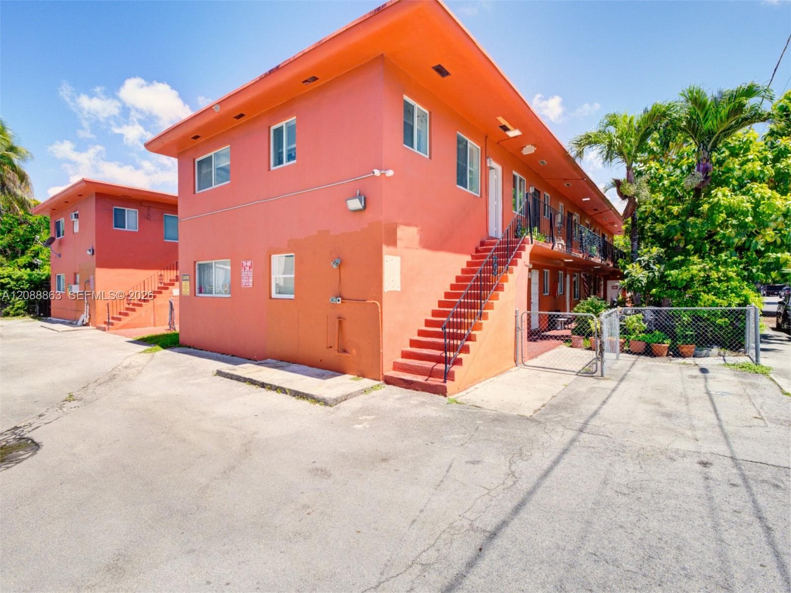 500 SW 3rd St, Miami FL 33130