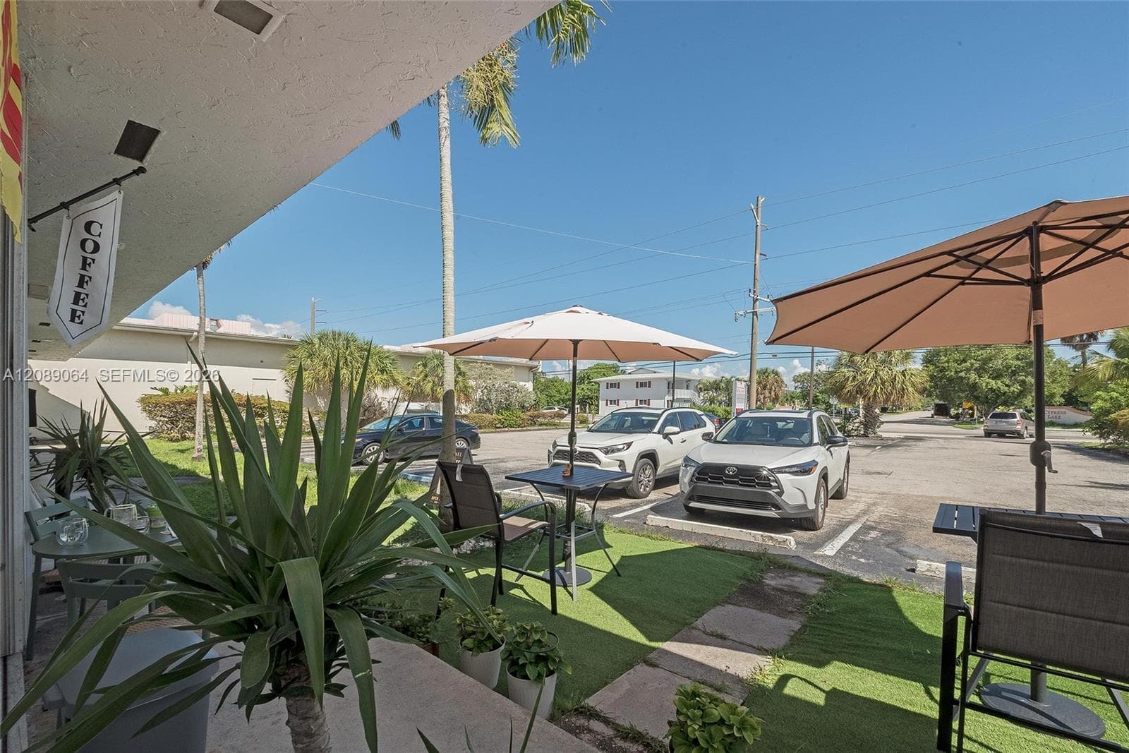 690 E Mcnab Rd, Pompano Beach FL 33060