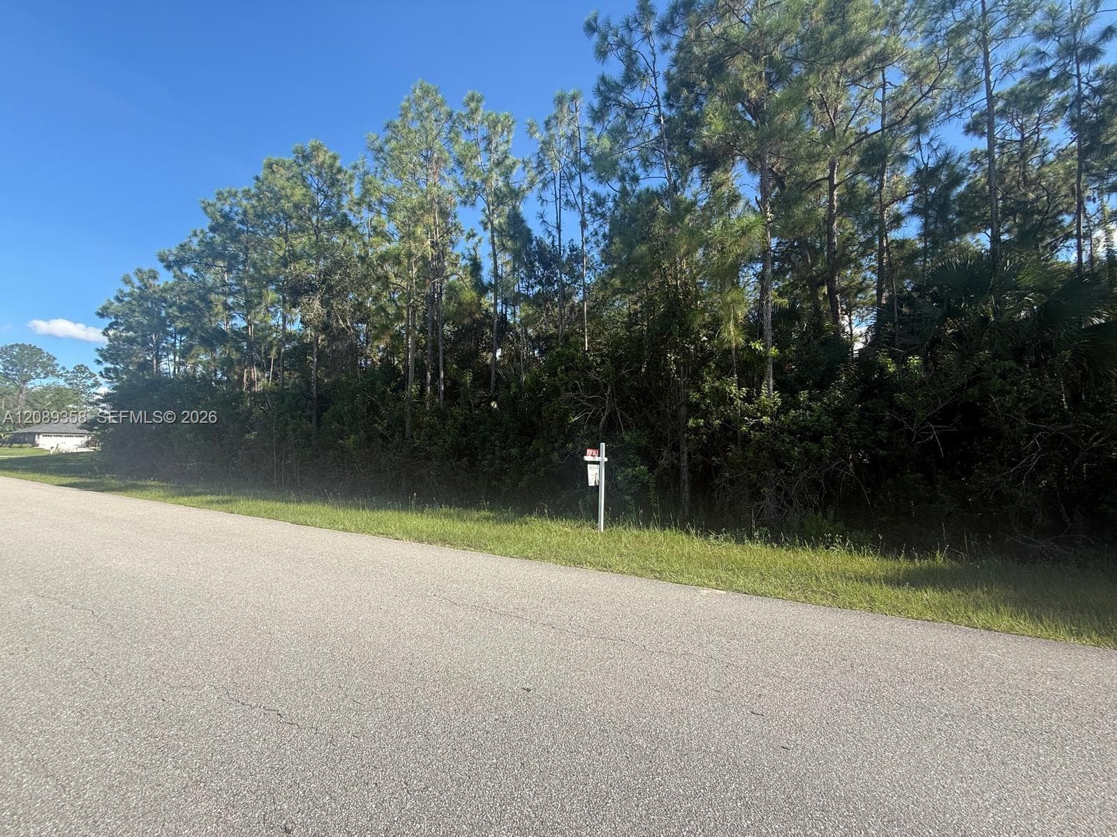 179 Ridgemont Dr, Lehigh Acres FL 33972