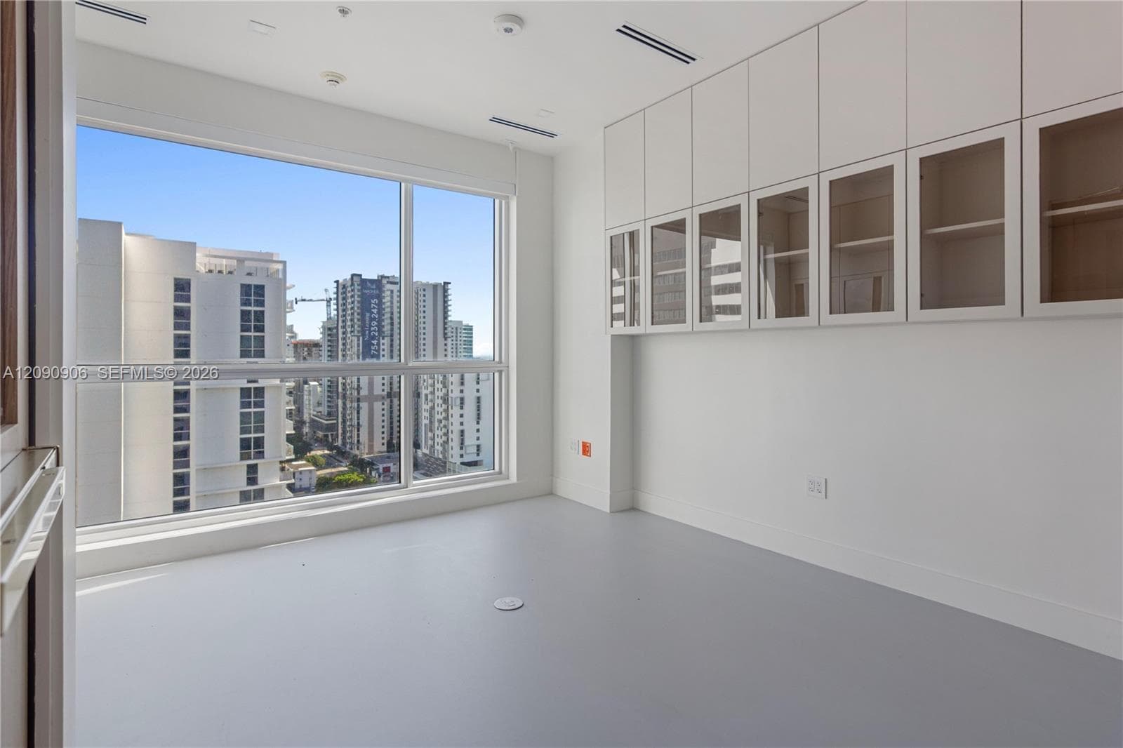 175 SW 7th St # 1710, Miami FL 33130
