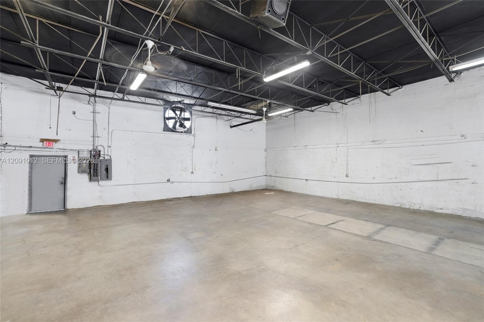 266 W 21st St, Hialeah FL 33010