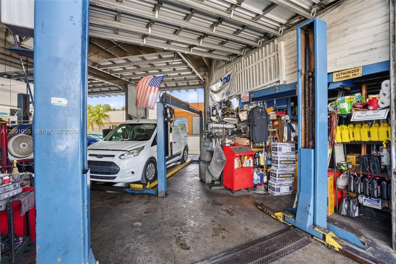Profitable Automotive Shop with over 25+ years FOR SALE in Miami, South Miami FL 33143