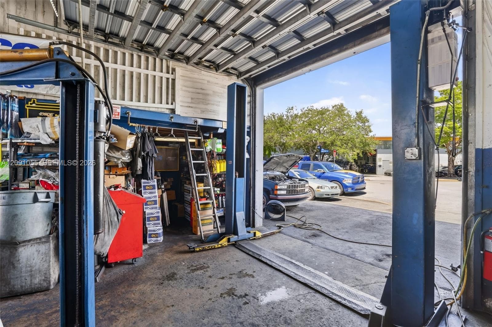 Profitable Automotive Shop with over 25+ years FOR SALE in Miami, South Miami FL 33143
