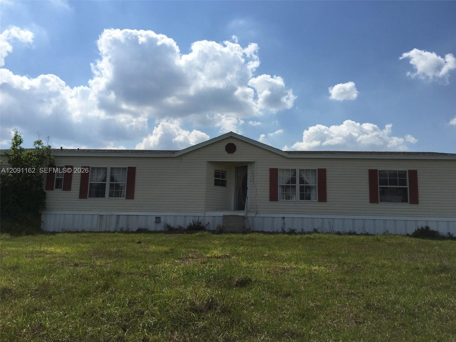 315 DETJENS DAIRY RD, Other City - In The State Of Florida FL 33960