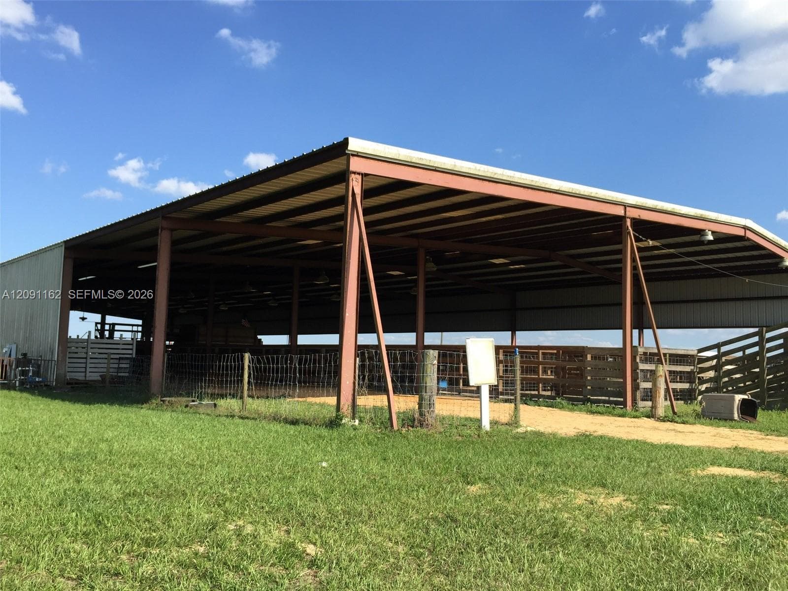 315 DETJENS DAIRY RD, Other City - In The State Of Florida FL 33960