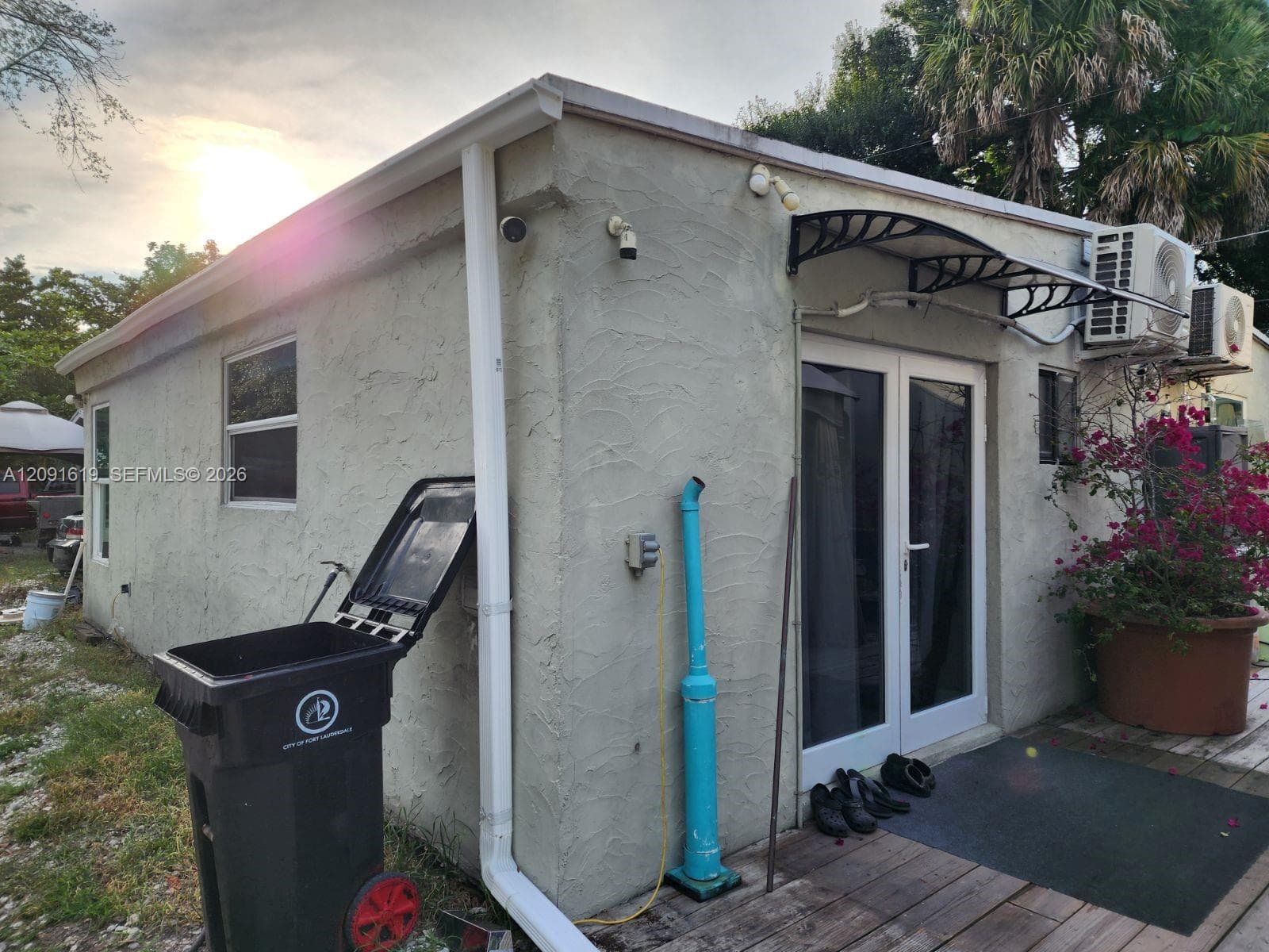 1872 SW 29th Ave, Fort Lauderdale FL 33312