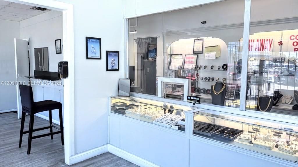 Pawn Shop, Hialeah FL 33010