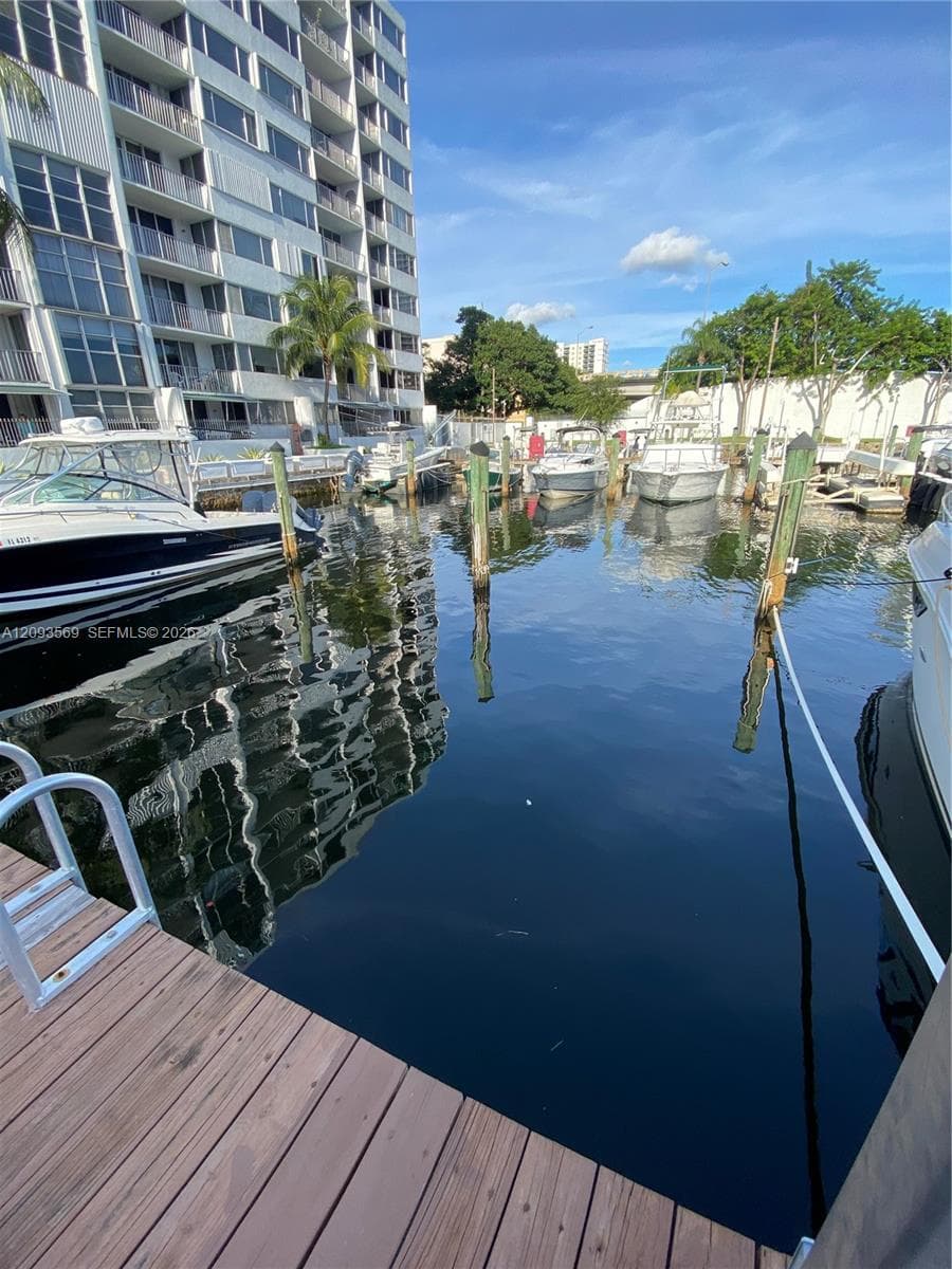 1700 NW North River Dr, Miami FL 33125