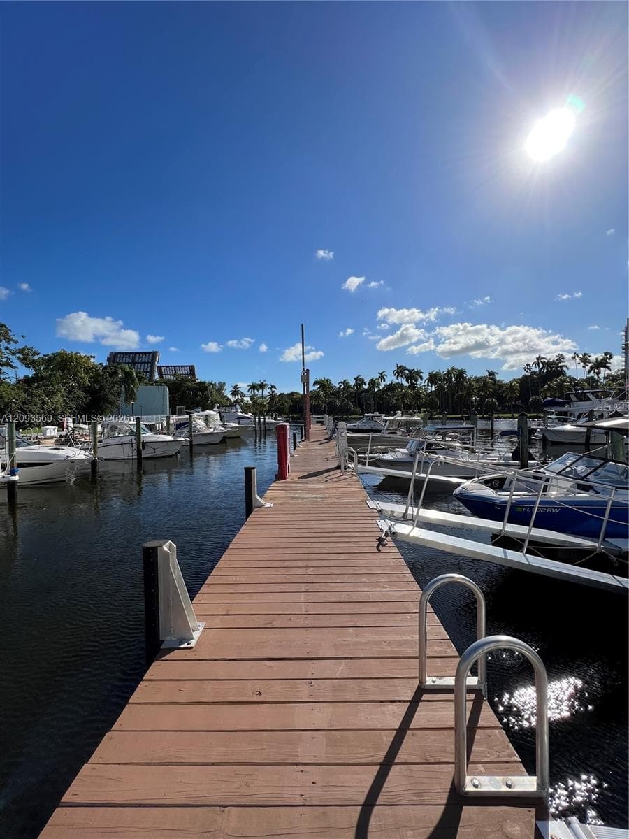 1700 NW North River Dr, Miami FL 33125
