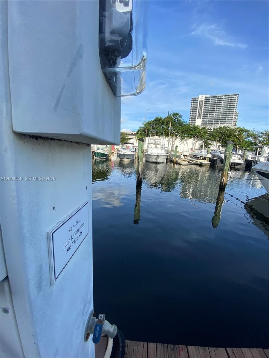 1700 NW North River Dr, Miami FL 33125