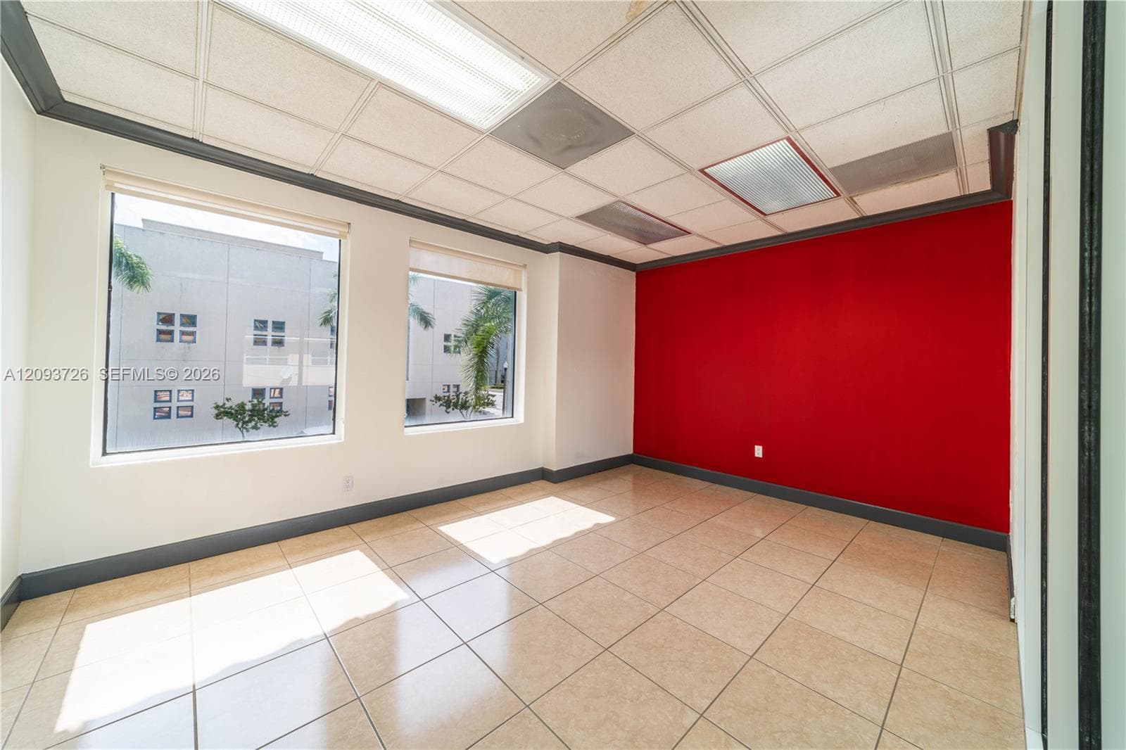 600 Palm Ave, Hialeah FL 33010