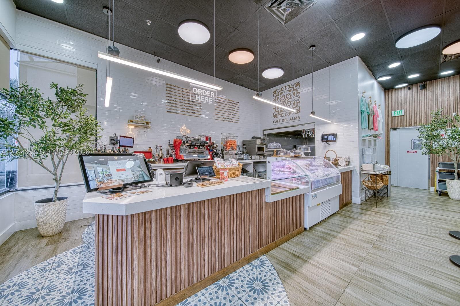 Restaurant For Sale On Busy Biscayne Boulevard, North Miami Beach FL 33160
