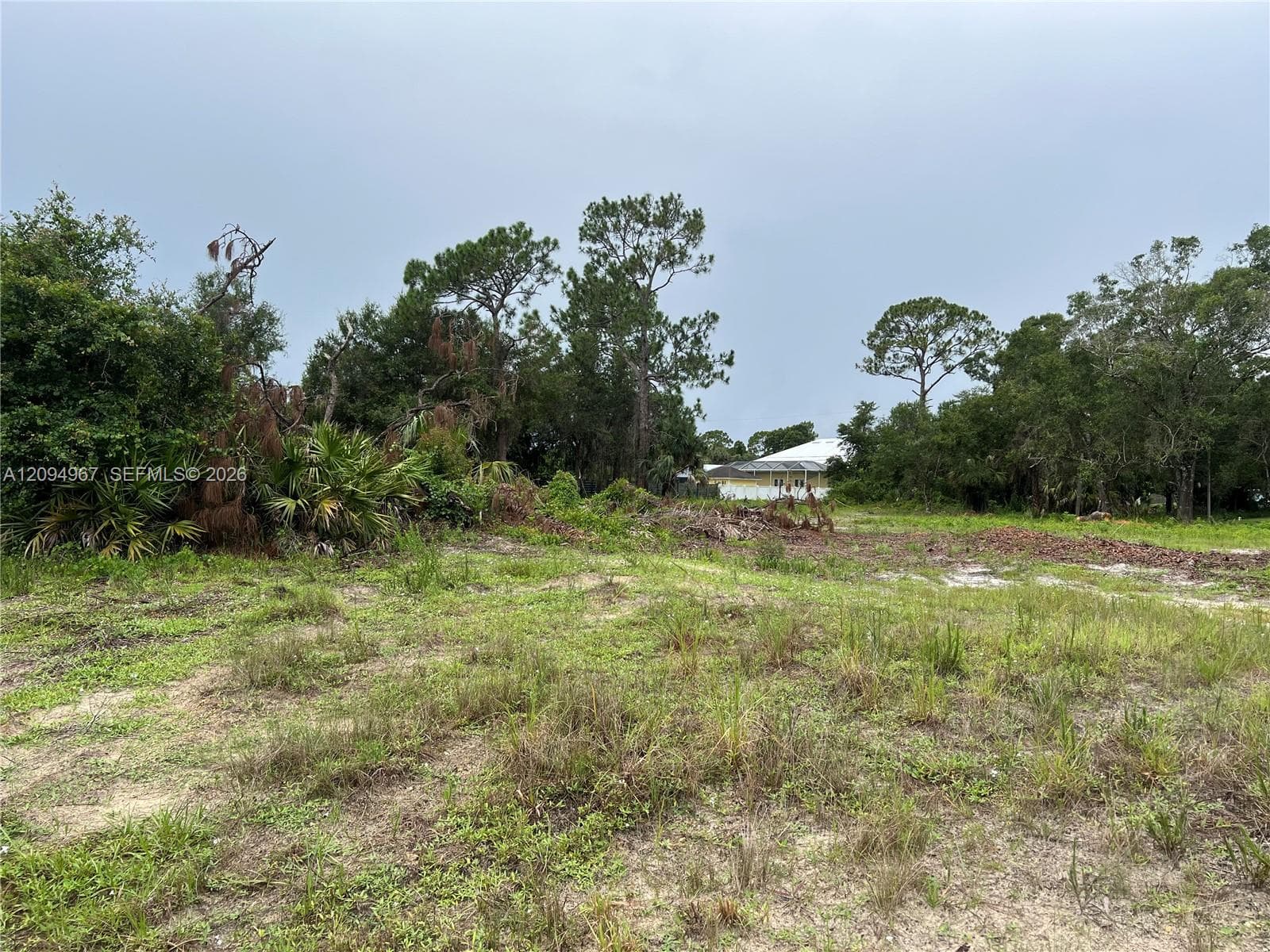 17 Roosevelt Ave, Lehigh Acres FL 33936