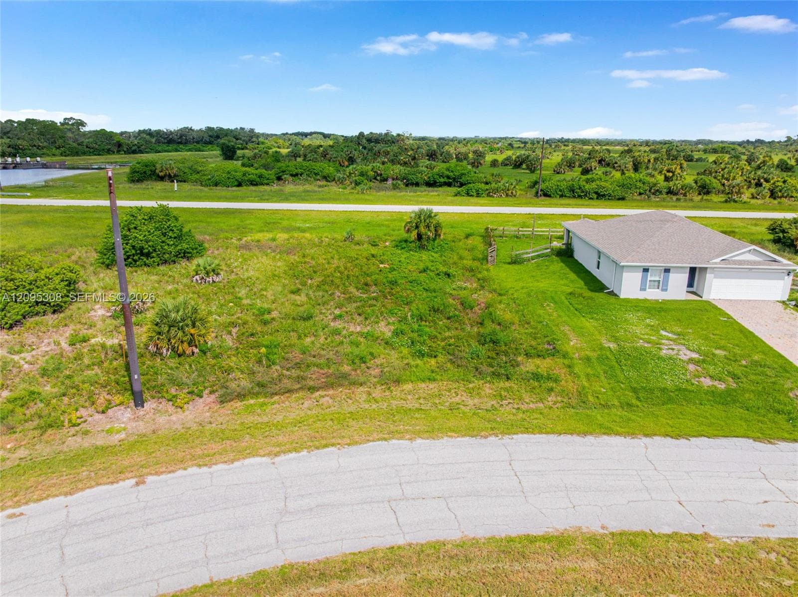 142 Bethlehem Pl, Other City - In The State Of Florida FL 33935