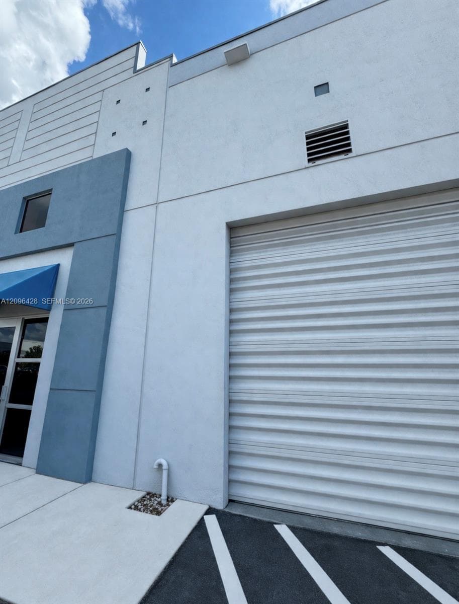 2365 NW 70th Ave # 7, Miami FL 33122