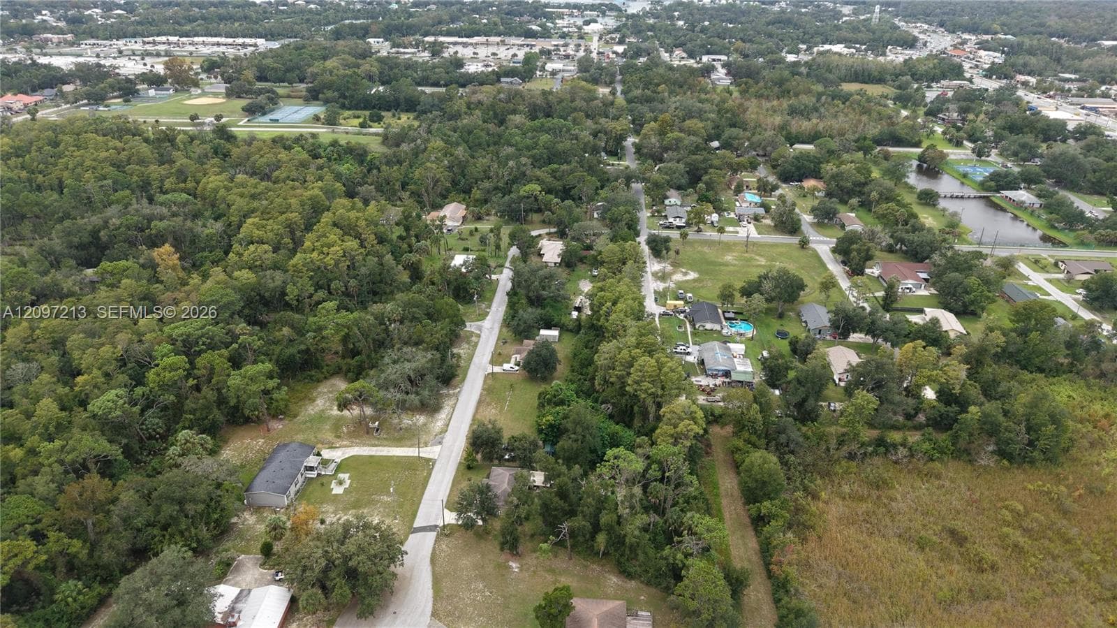 930 NE 1ST TER, Crystal River FL 34429