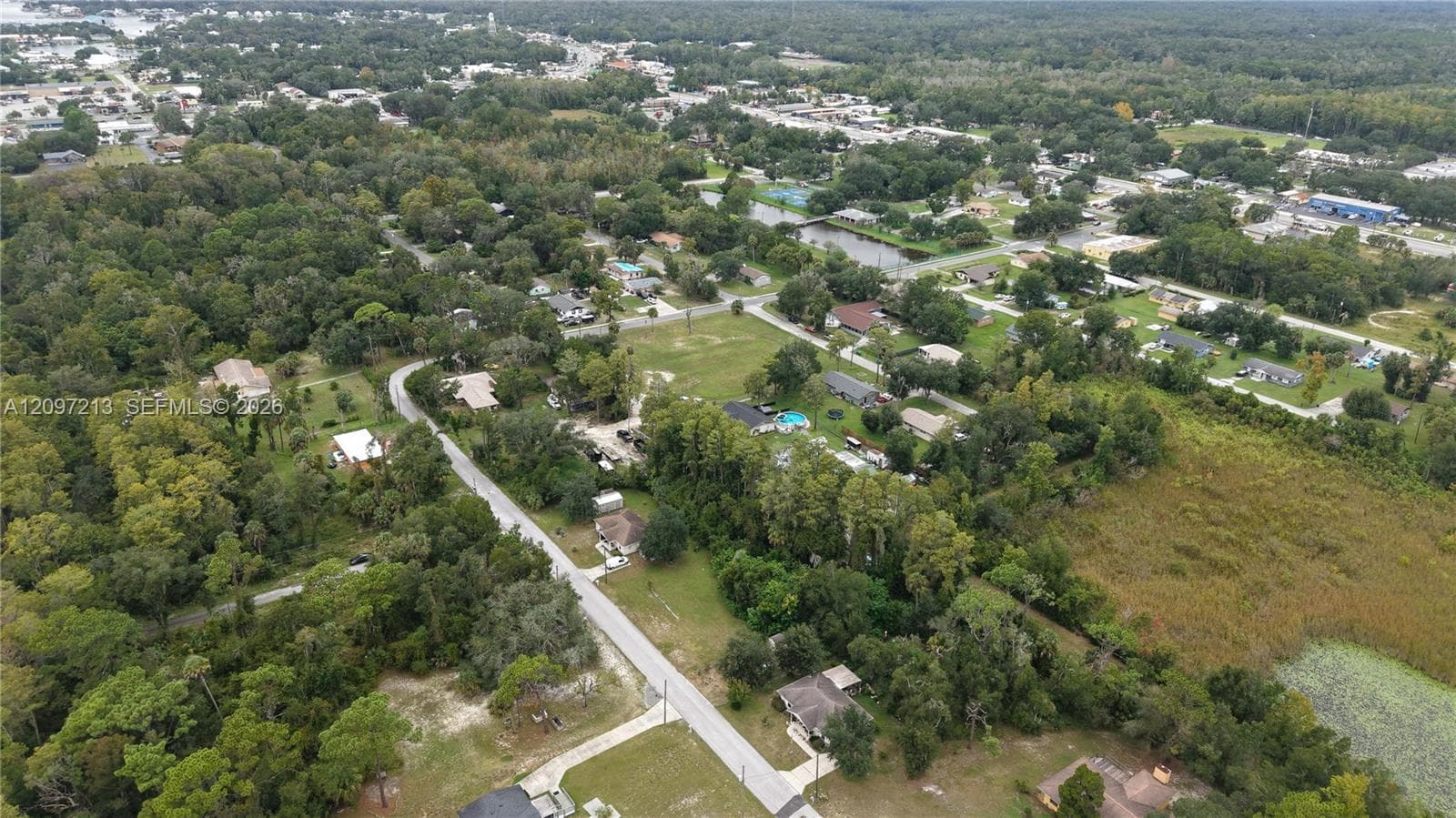 930 NE 1ST TER, Crystal River FL 34429