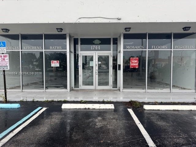 1744 E Commercial Blvd # A, Fort Lauderdale FL 33334